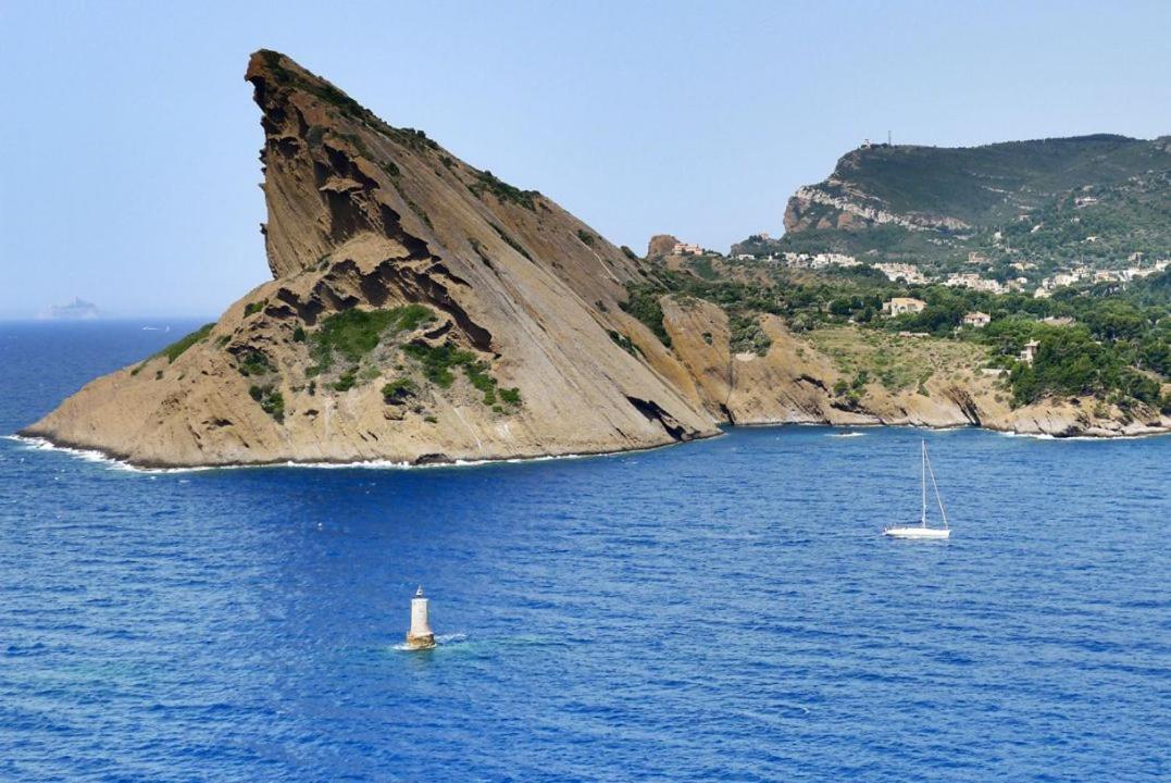 2 Pieces Avec Grande Terrasse Apartman La Ciotat Kültér fotó